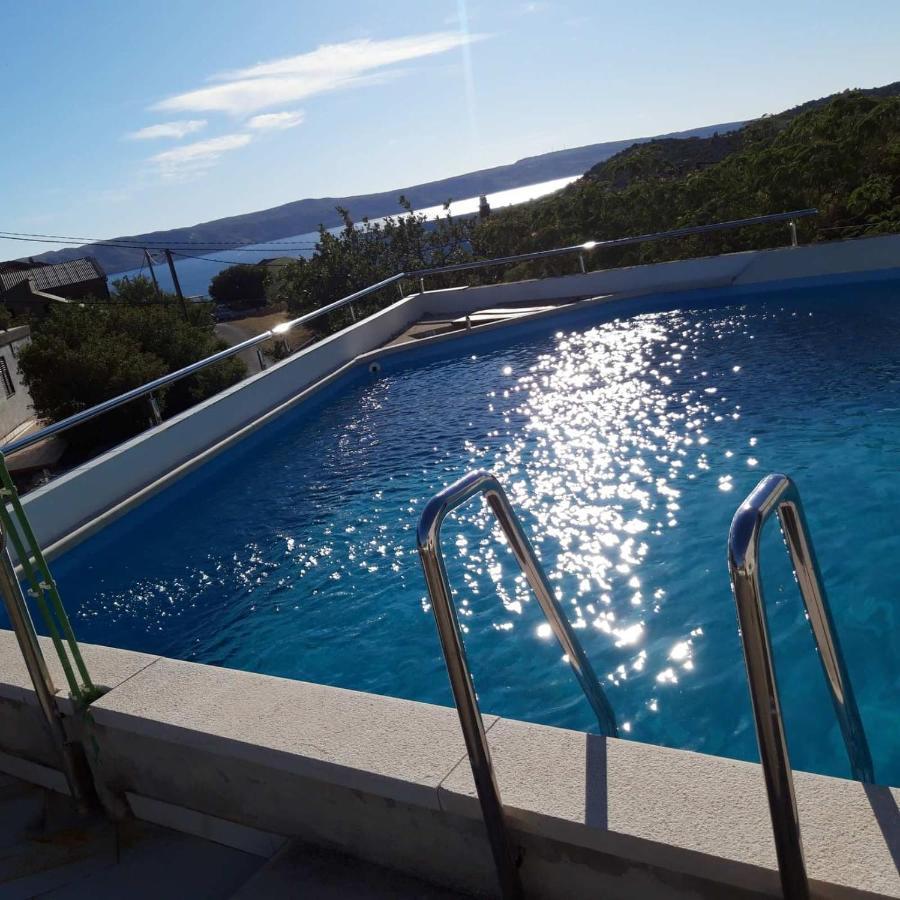 Apartmani Cesarica Карлобаг Екстериор снимка