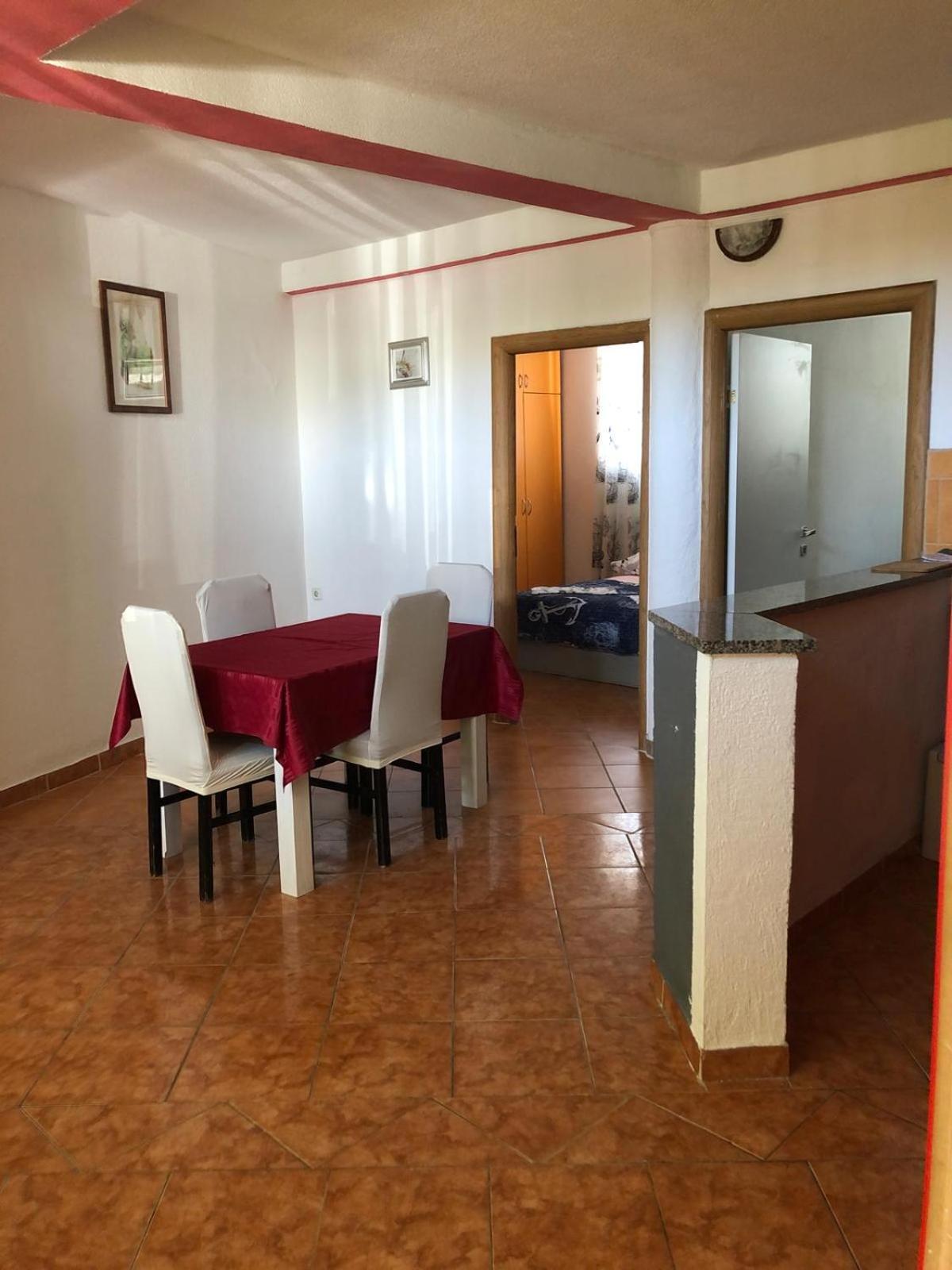 Apartmani Cesarica Карлобаг Екстериор снимка